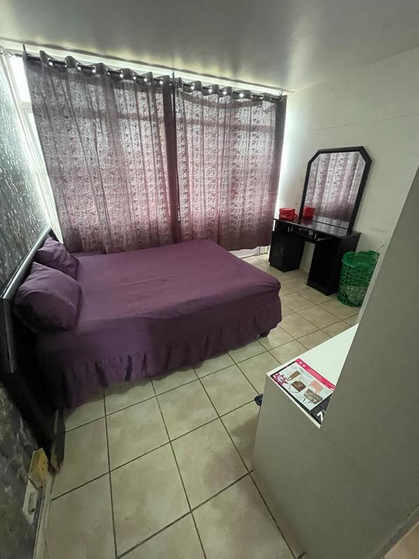 1 Bedroom Property for Sale in Sonstraal Western Cape